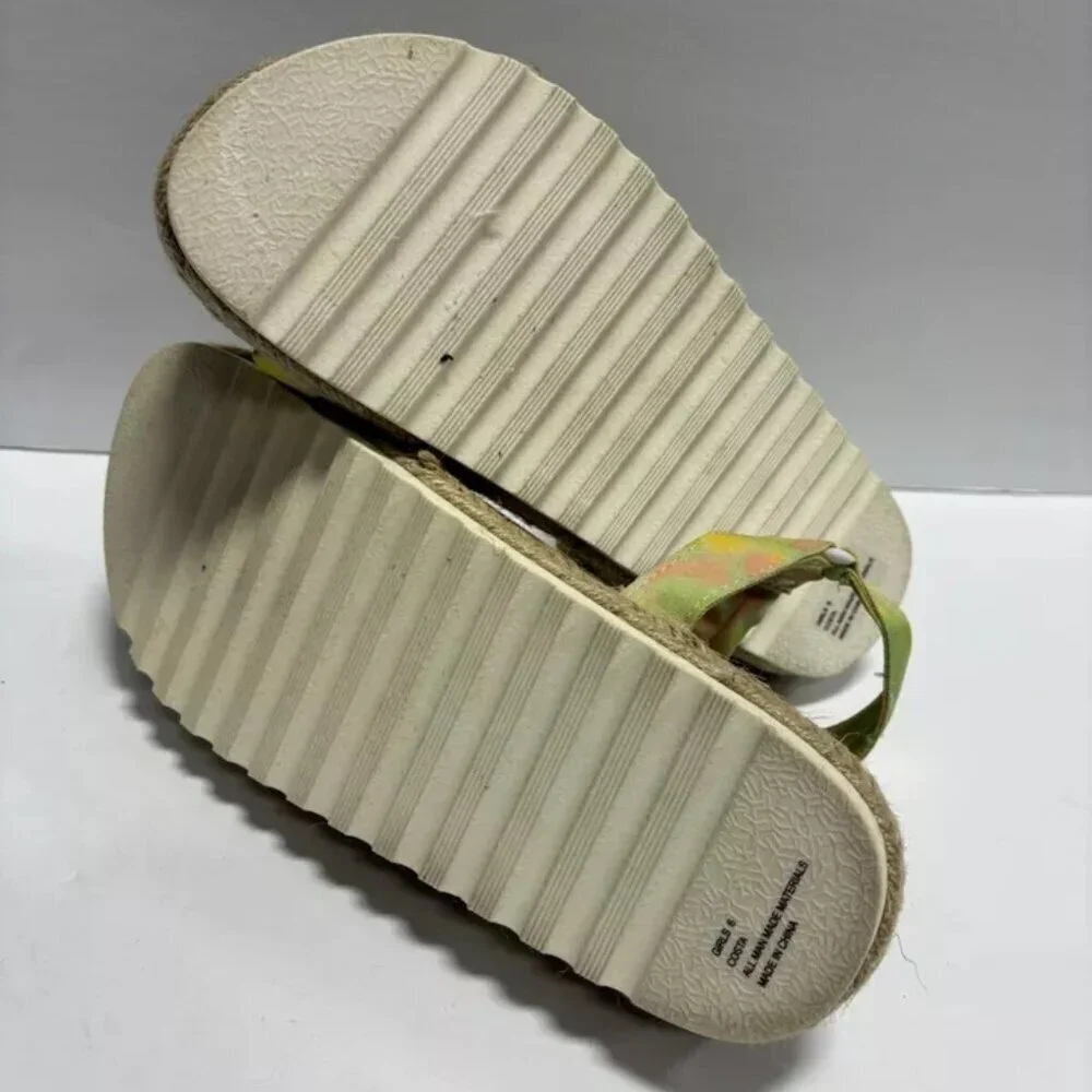 Dolce Vita Big Kids’ Costa Wedge Sandals Multi, Girls’ Size 6 M